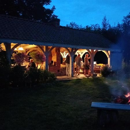 Dom Goscinny Ogluszka Pilec Esterno foto